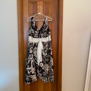 Dressy black and cream dress size 16